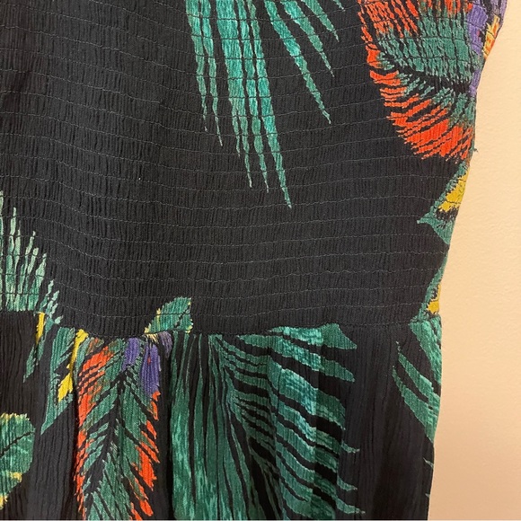 PATRONS OF PEACE Floral Nature Top - Picture 2 of 5